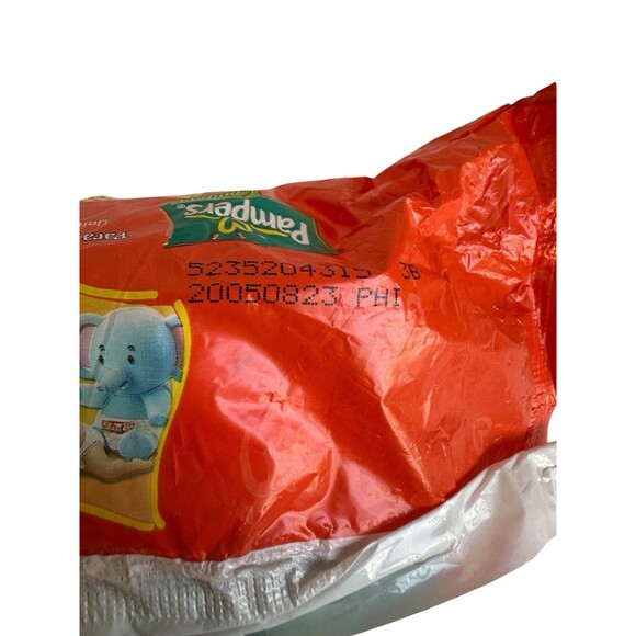 Vintage Pampers Comfort Diapers from Philippines South East Asia 4pk Sealed RARE - Picture 13 of 15